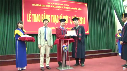 [Video] Trao bằng cho 463 tân thạc sĩ đợt 1 năm 2016