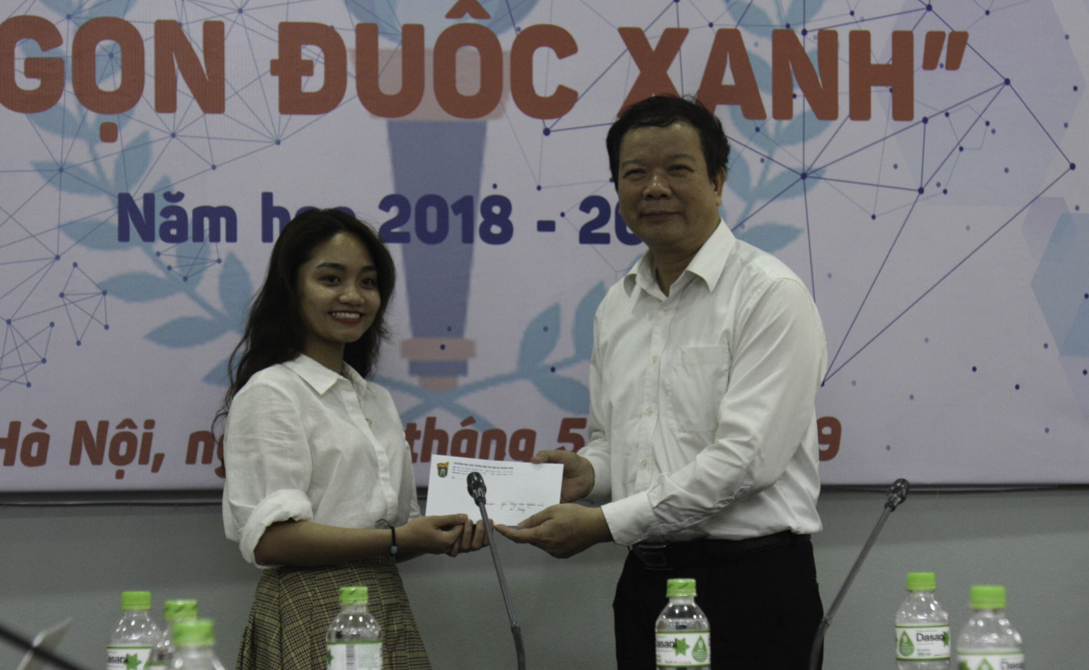 NCKHSV “NGỌN ĐUỐC XANH 2019”: các đề tài thiết thực với đời sống sinh viên