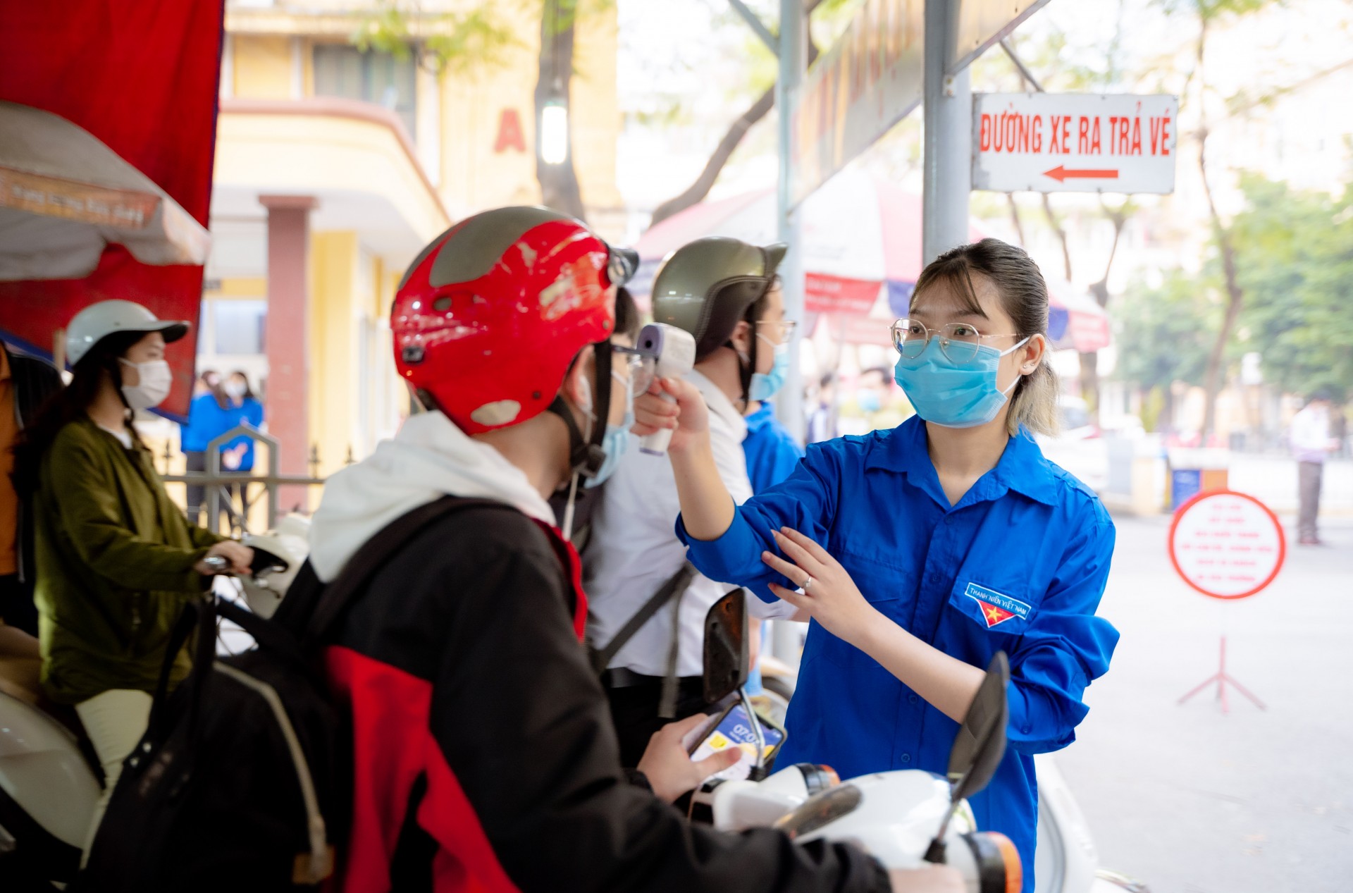 Sinh viên USSH quay lại giảng đường: An toàn phòng dịch để học tốt!